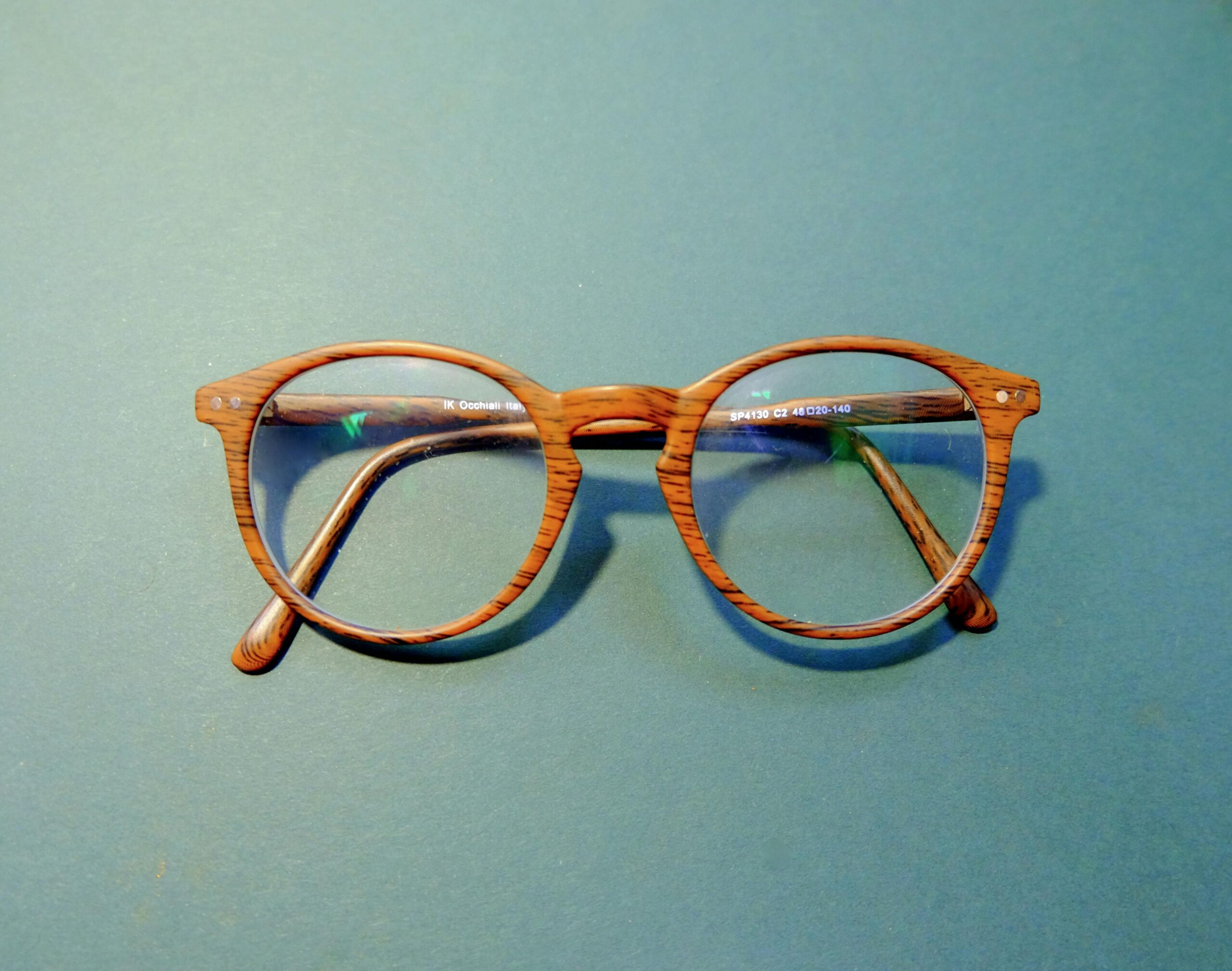 pode-usar-oculos-sem-grau